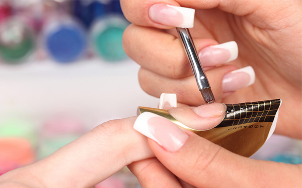 Nail Illuminismo corso