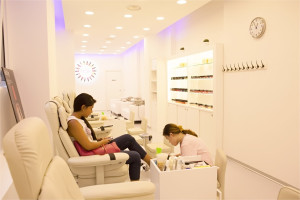 Pedicure Smalto Semipermanente Milano